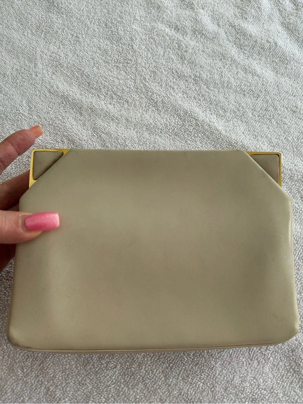 Judith Leiber Vintage Cream Leather Gold-tone Hardware Shoulder Clutch Purse
